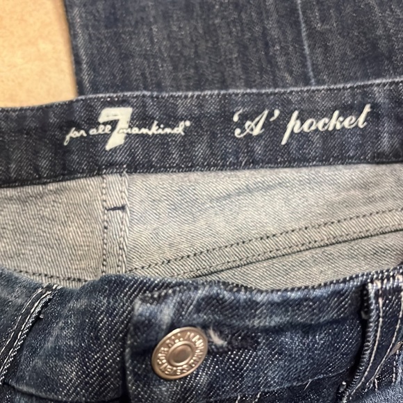 7 for all Mankind women’s jeans - Picture 2 of 4